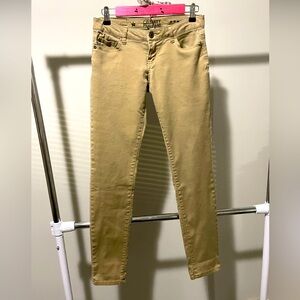 Celebrity Pink khaki skinny jeans Size 3 Same Day Shipping.
